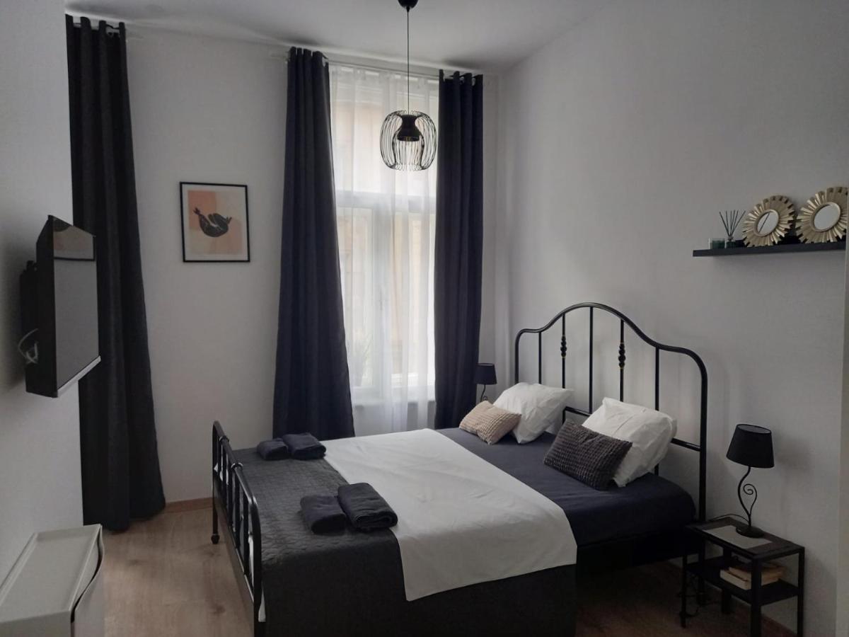 Black Queen & Countess Nera Zagreb Dış mekan fotoğraf